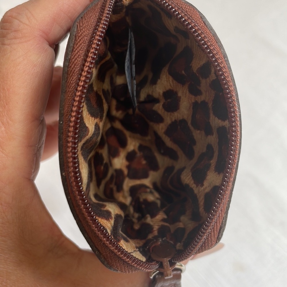 Brighton Pouch - Picture 4 of 5